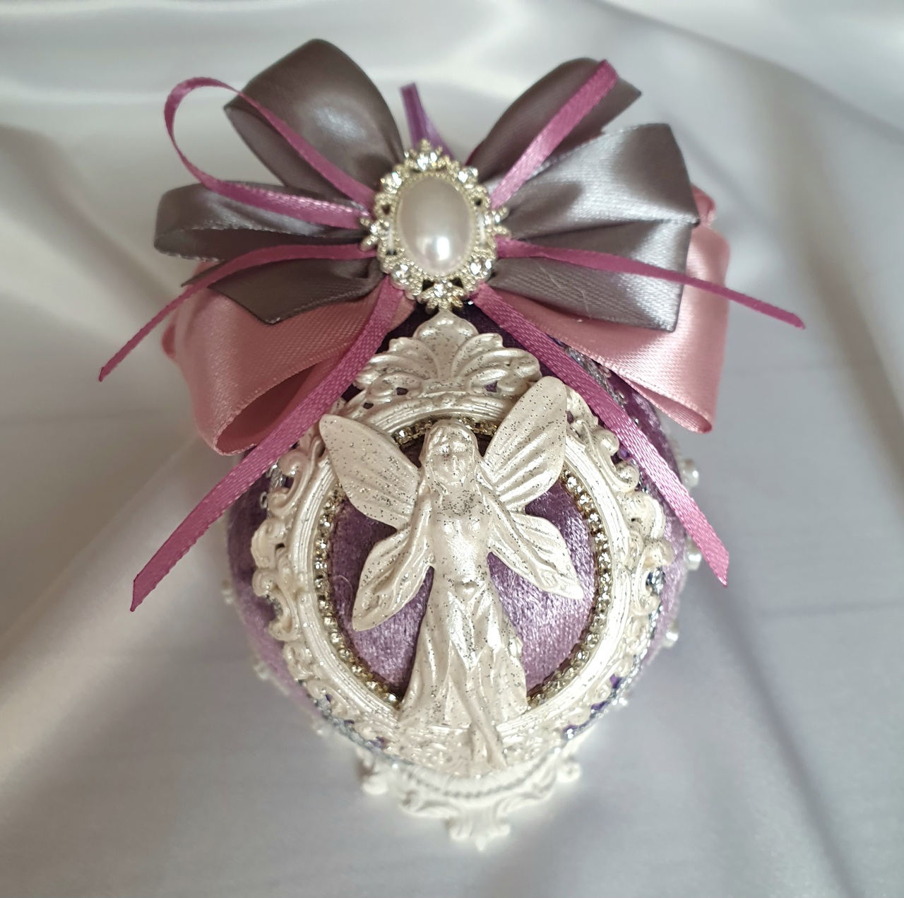 Lilac Velvet Christmas Ornaments with Tree Topper - Image 6
