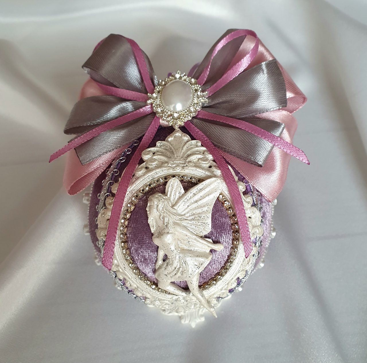 Lilac Velvet Christmas Ornaments with Tree Topper - Image 7