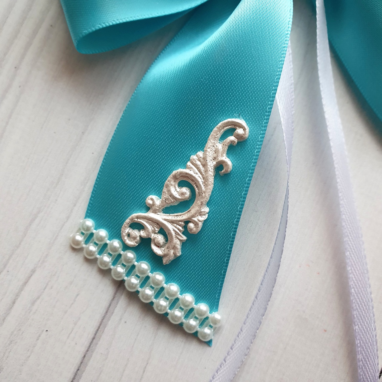 Set of 10 Handmade Turquoise Silk Christmas Bows - Image 5
