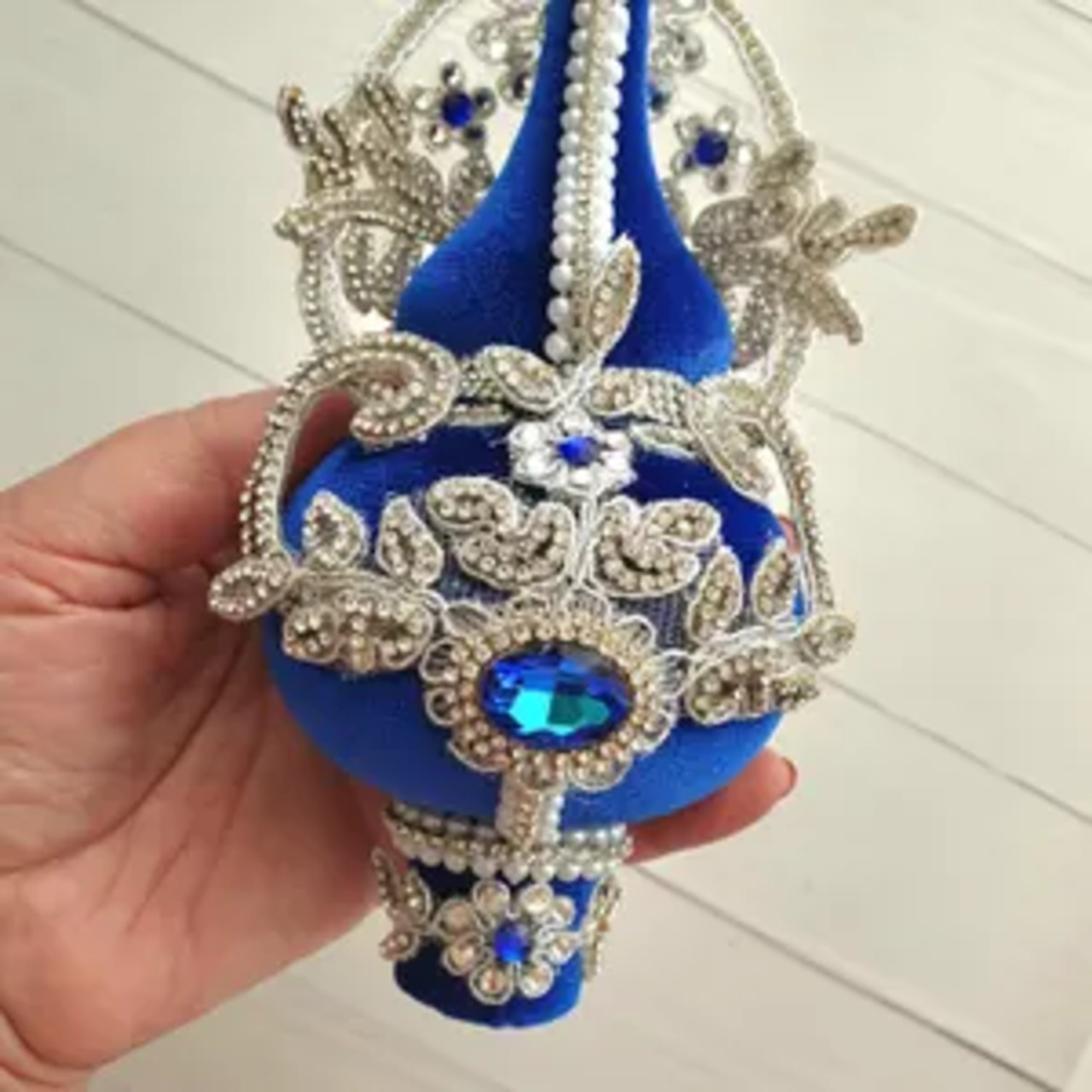 Blue and Gray Velvet Christmas Ornaments Set - Image 3