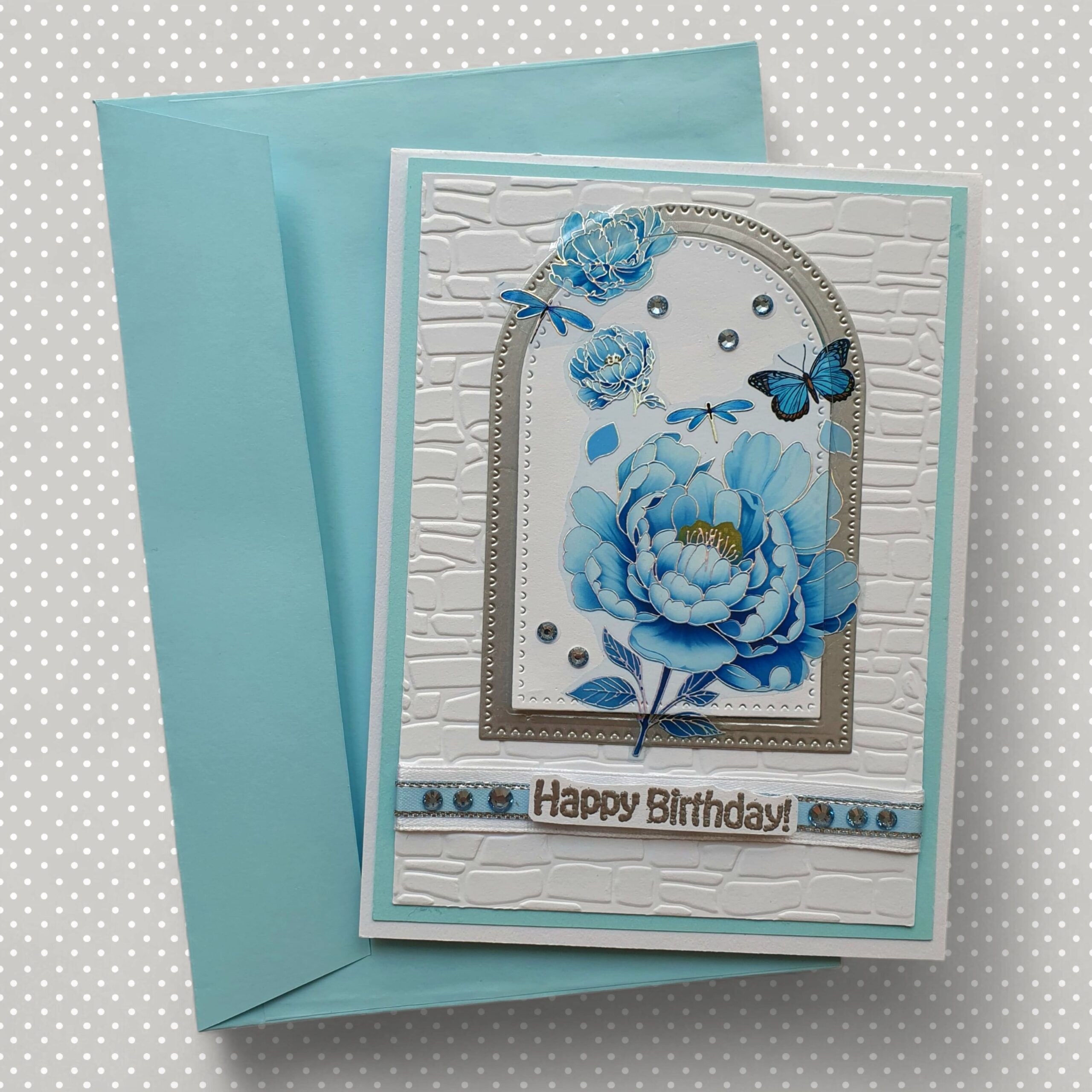 Set of Greeting Cards with Floral Design - Image 12