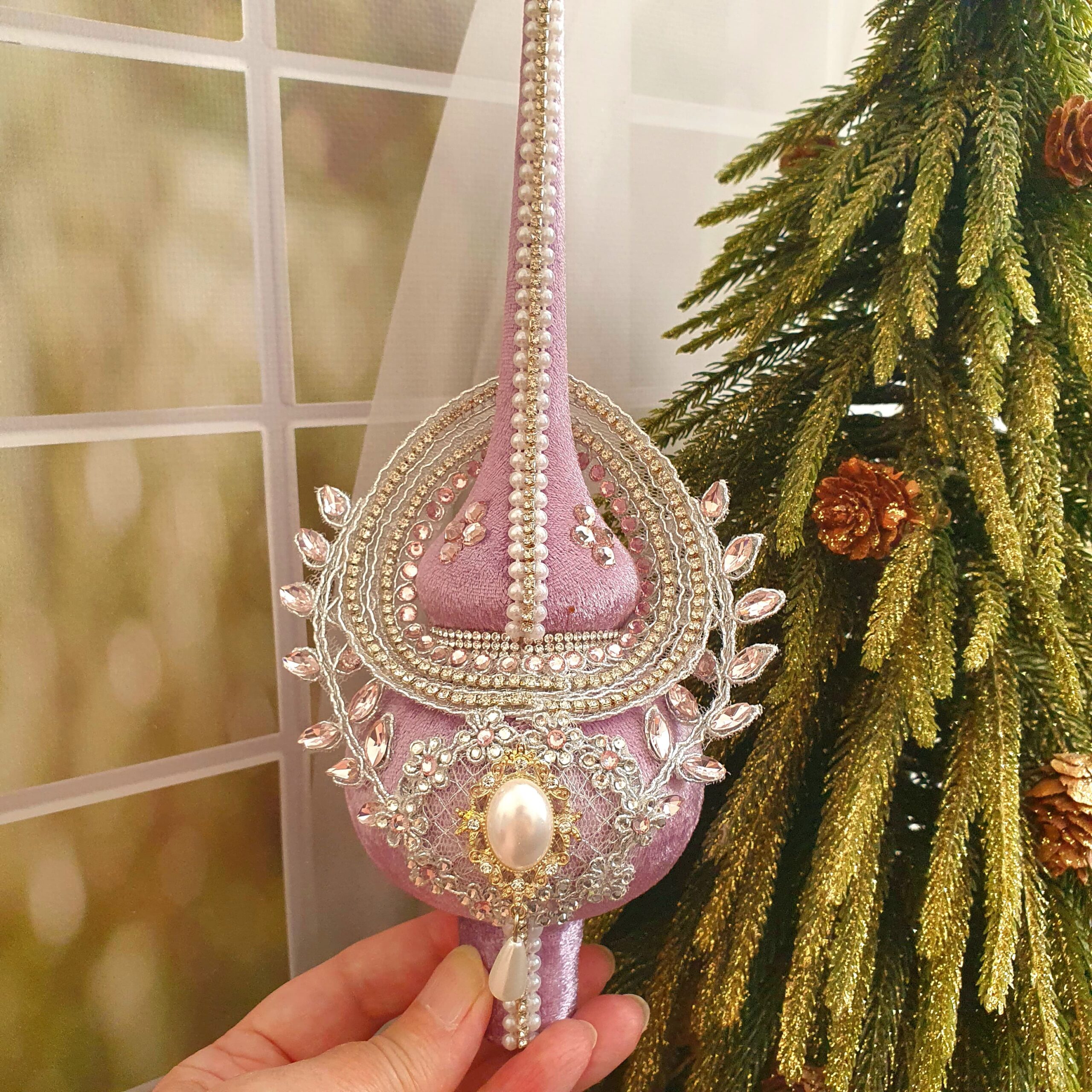 Lavender Velvet Christmas Tree Topper with Rhinestones, Handmade Bridal Luxury Holiday Decor, Elegant Acrylic Tree Crown 28 cm Gift - Image 3