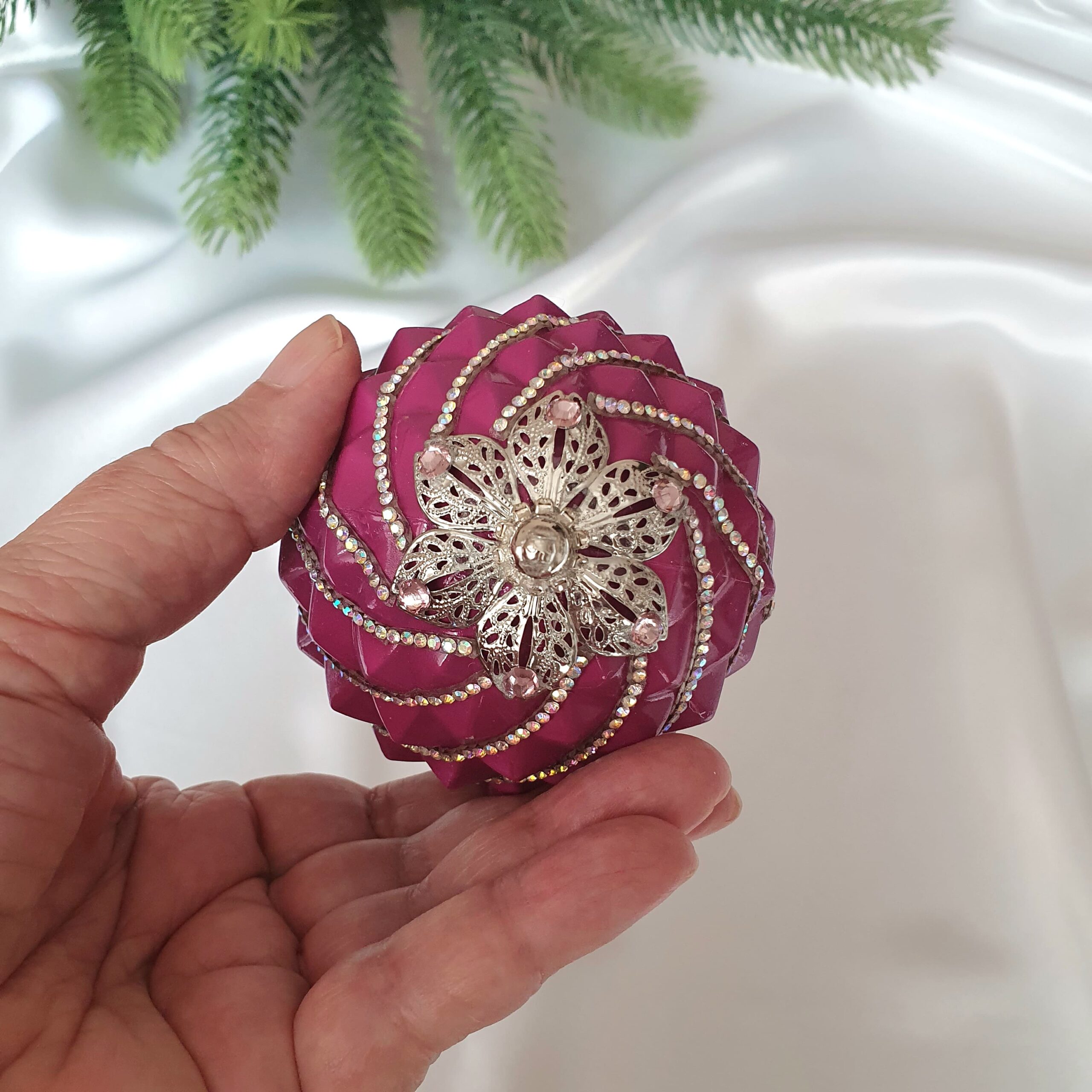 Fuchsia Pink Christmas Ornament Set – Handmade Luxury Christmas Tree Decor - Image 7